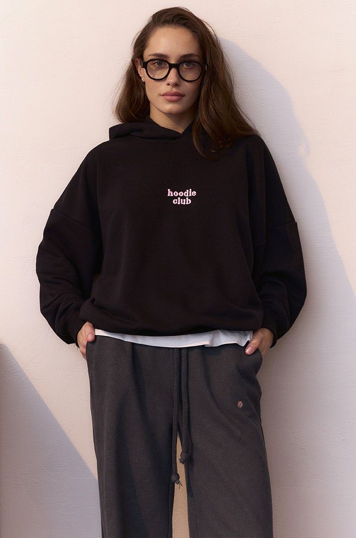 Худі з вишивкою