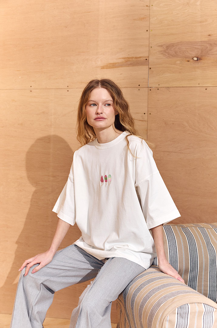 Футболка з вишивкою "ice cream"