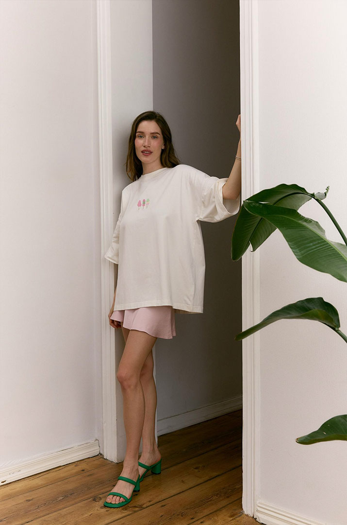 Футболка з вишивкою "ice cream"