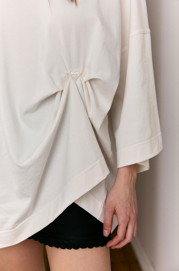 Футболка з драпіруванням