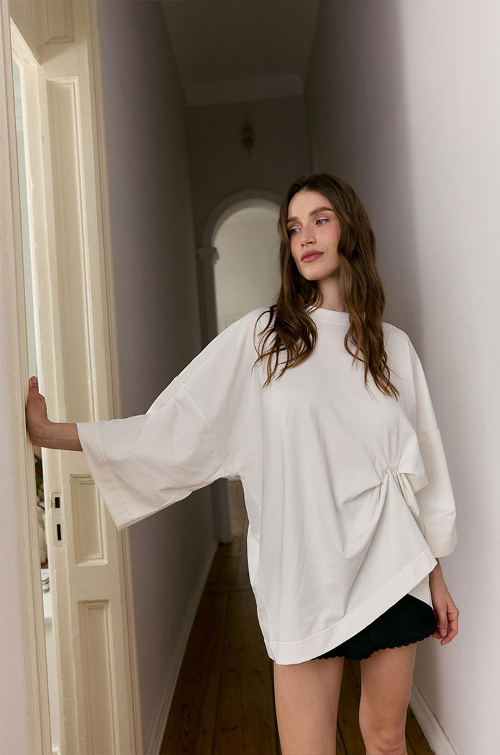 Футболка з драпіруванням