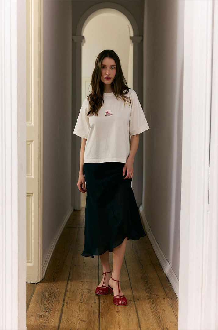 Спідниця міді