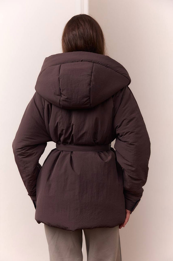 Куртка зимова з поясом