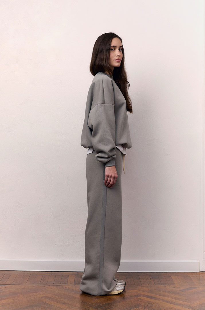 Штани з вишивкою утеплені