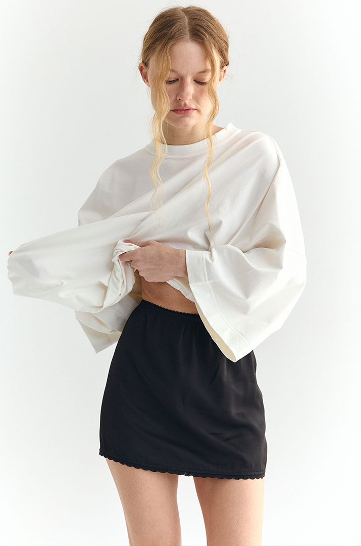 Спідниця міні з мереживом