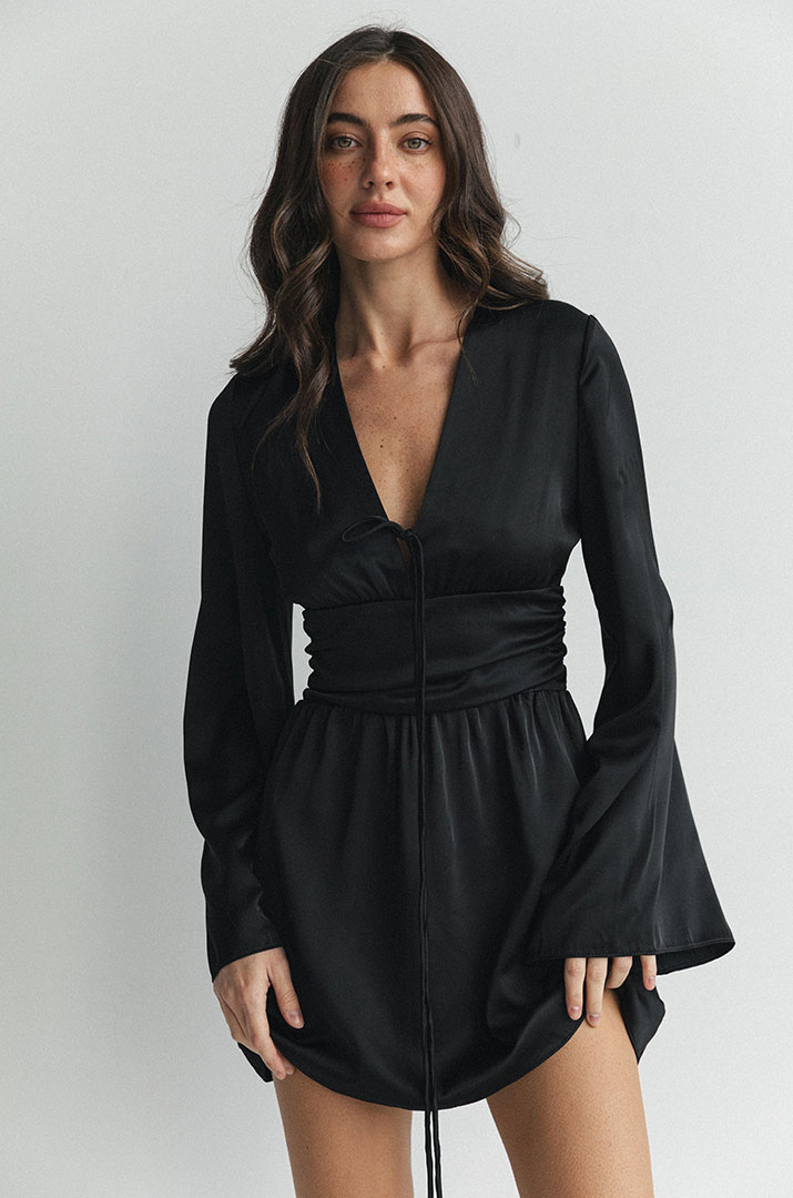 Mini dress with wide sleeves